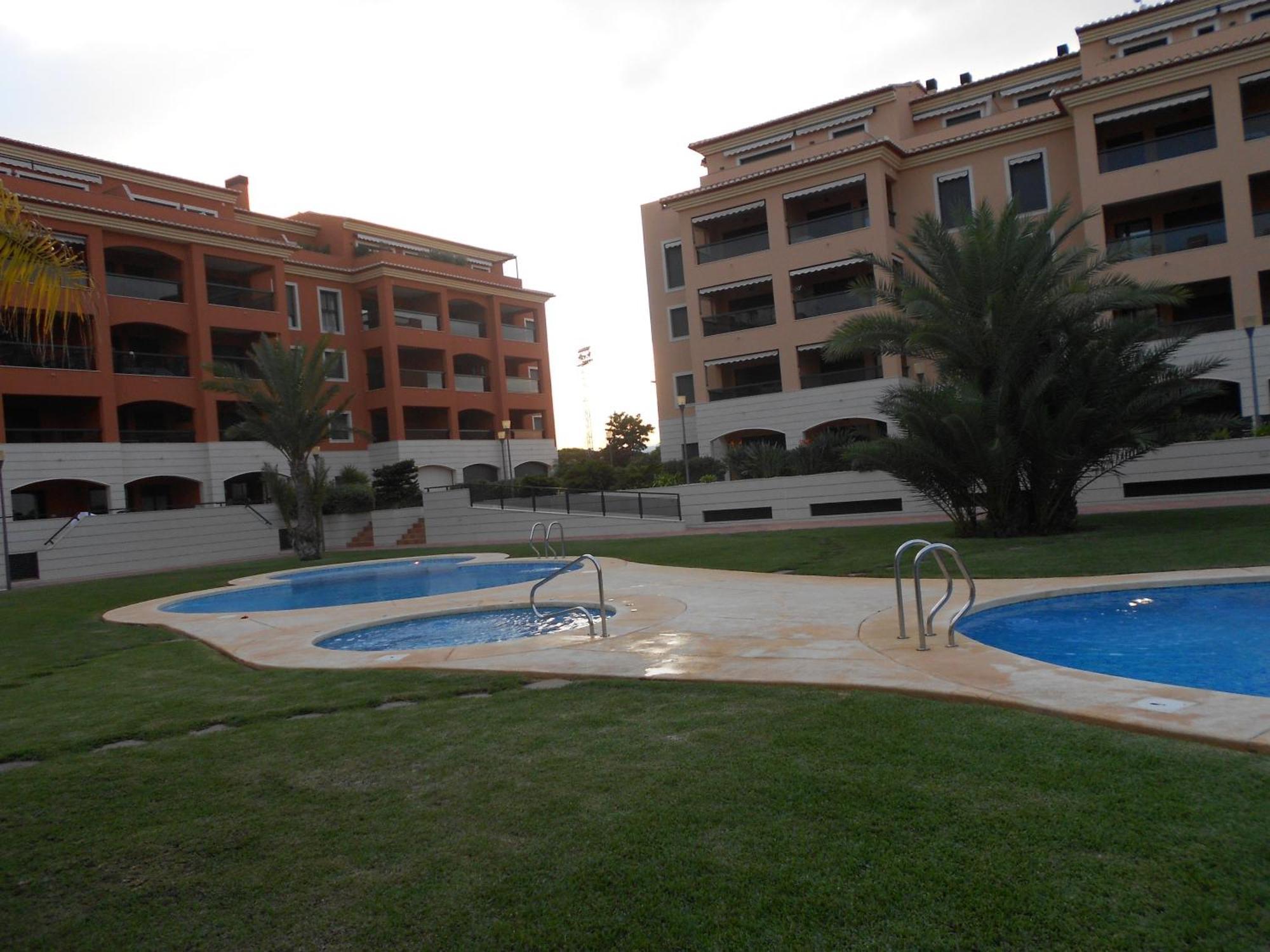 Jardinas De Les Marinas Apartment